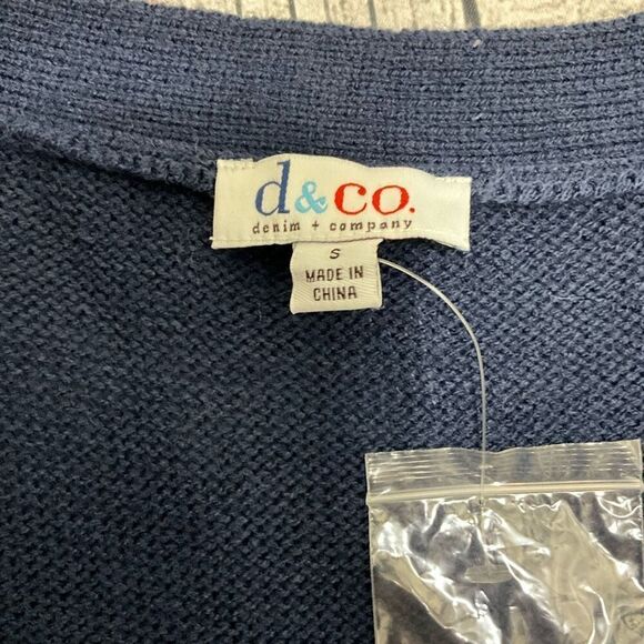 DENIM & CO. Sweater Vest - Picture 4 of 6